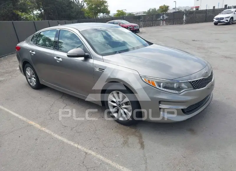 2016 KIA Optima фото