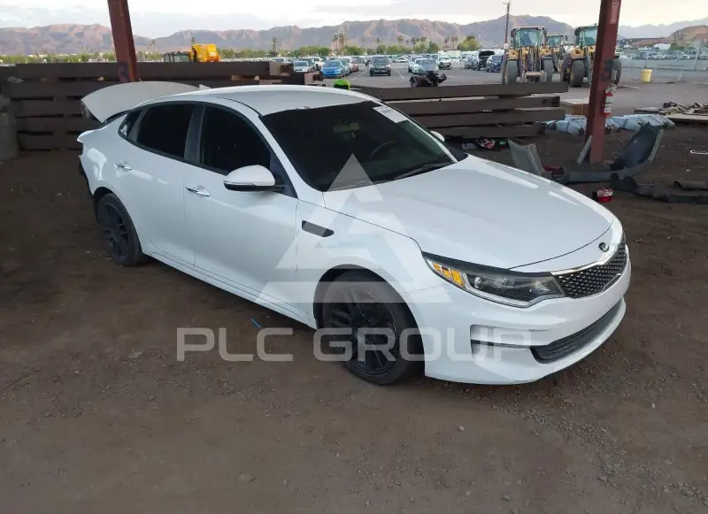 2016 KIA Optima photo
