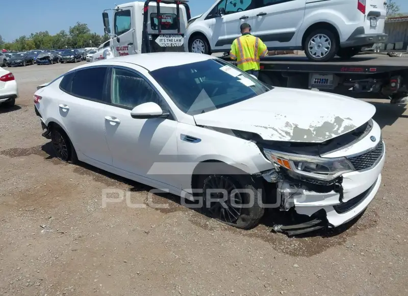 2016 KIA Optima фото