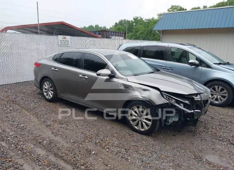 2016 KIA Optima фото