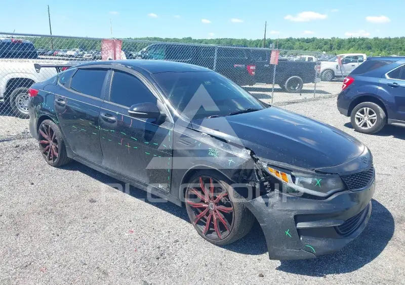 2016 KIA Optima photo