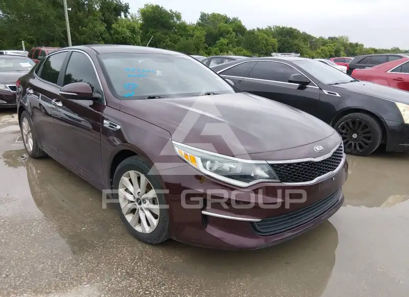 2016 KIA Optima photo