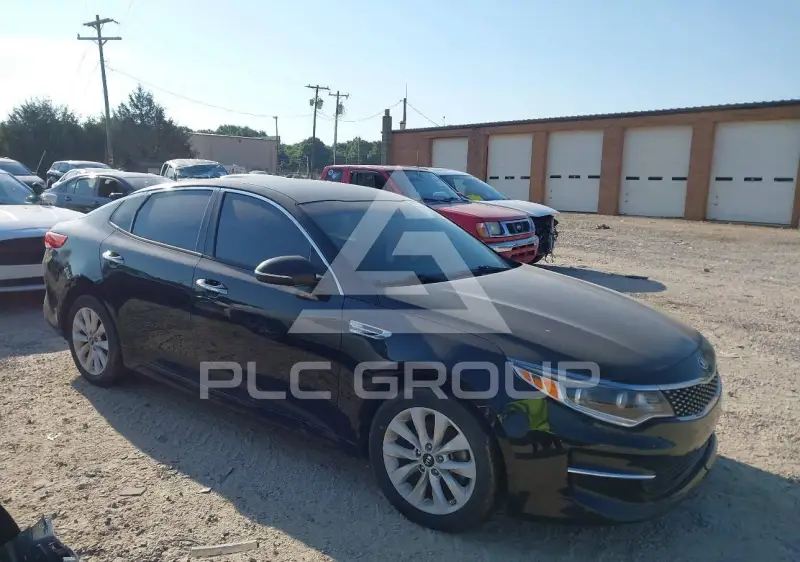 2016 KIA Optima photo