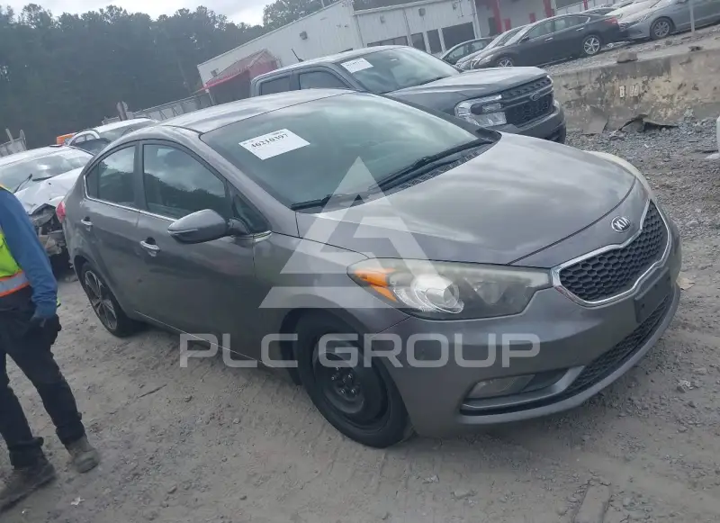 2016 KIA Forte photo