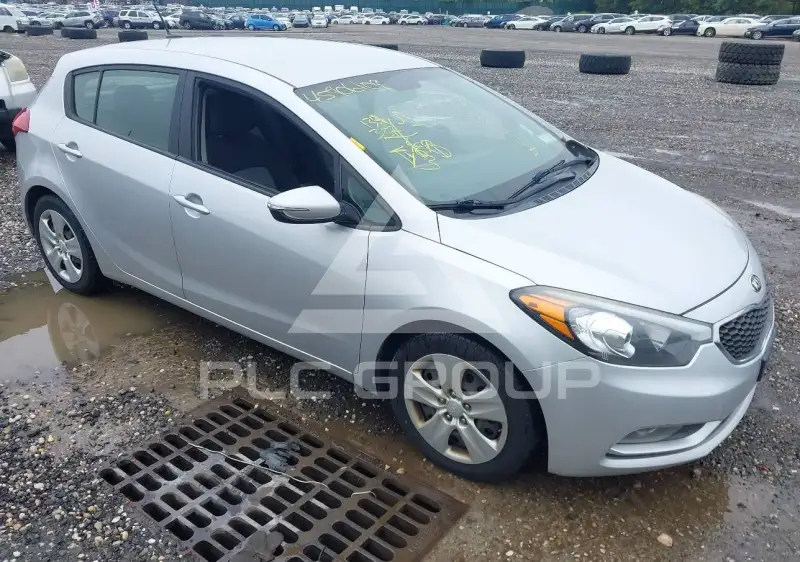 2016 KIA Forte photo