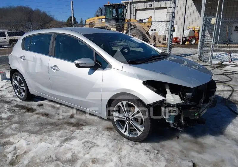 2016 KIA Forte photo