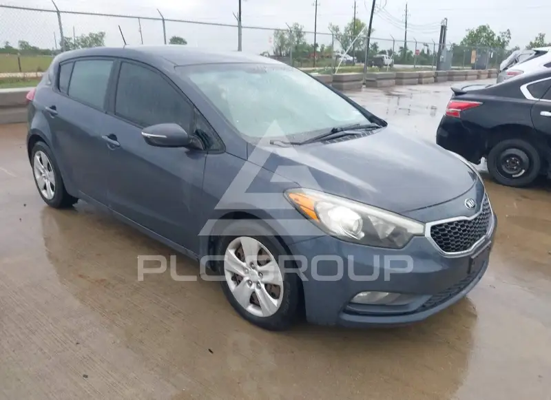 2016 KIA Forte photo