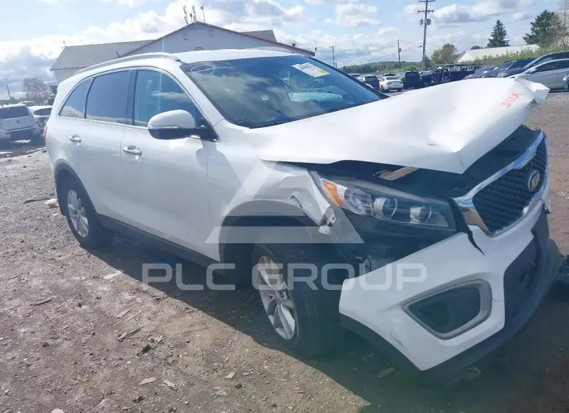 2016 KIA Sorento photo
