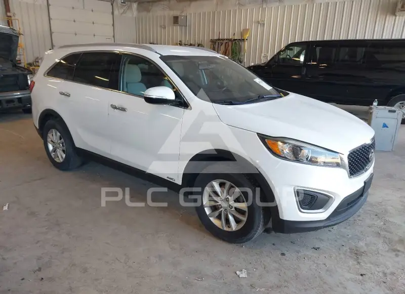 2016 KIA Sorento photo