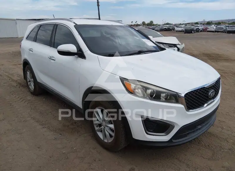 2016 KIA Sorento photo