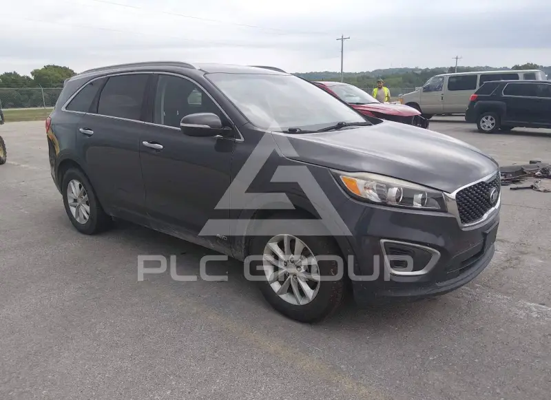 2016 KIA Sorento photo