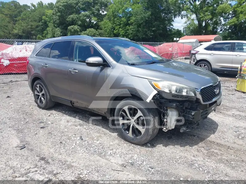 2016 KIA Sorento photo