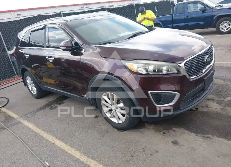 2016 KIA Sorento photo
