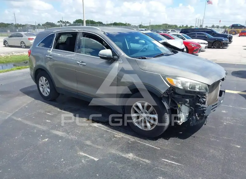 2016 KIA Sorento фото
