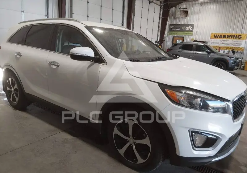 2016 KIA Sorento фото
