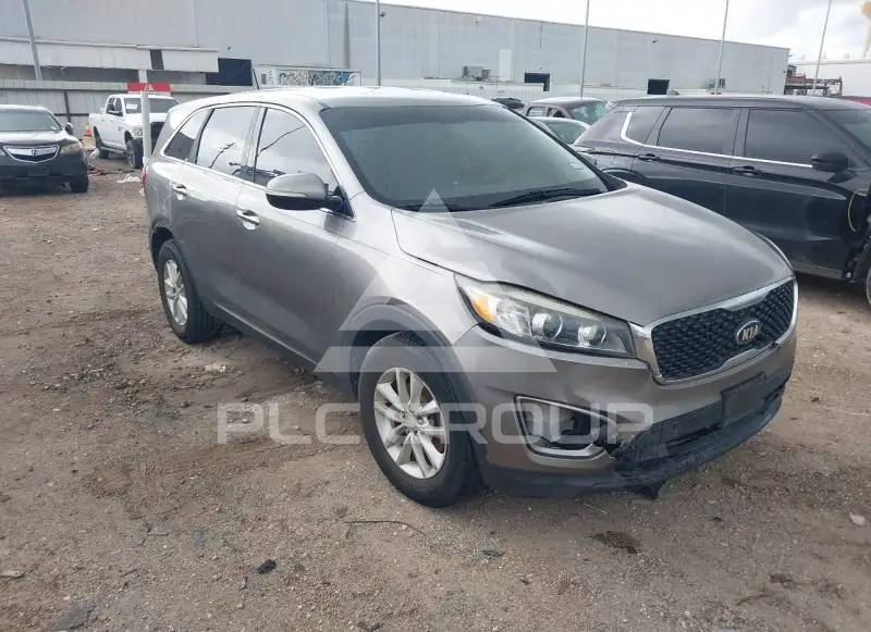 2016 KIA Sorento photo