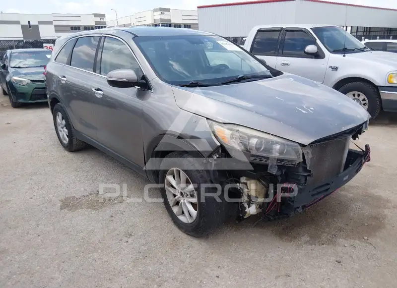2016 KIA Sorento photo