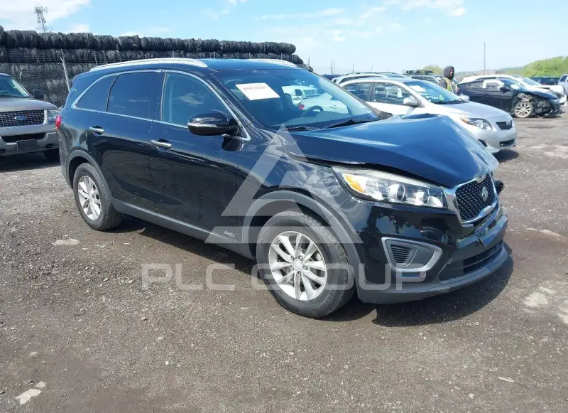 2016 KIA Sorento photo