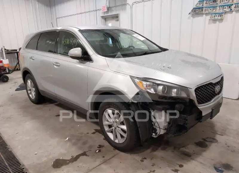 2016 KIA Sorento photo