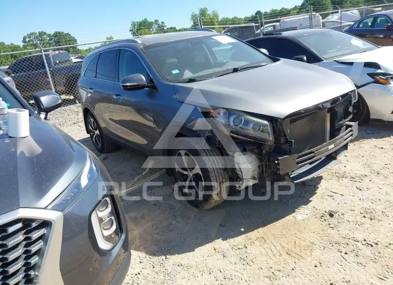 2016 KIA Sorento photo