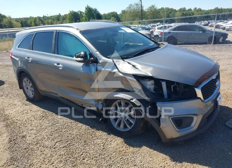 2016 KIA Sorento photo