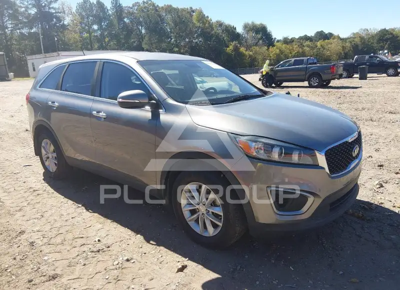 2016 KIA Sorento photo