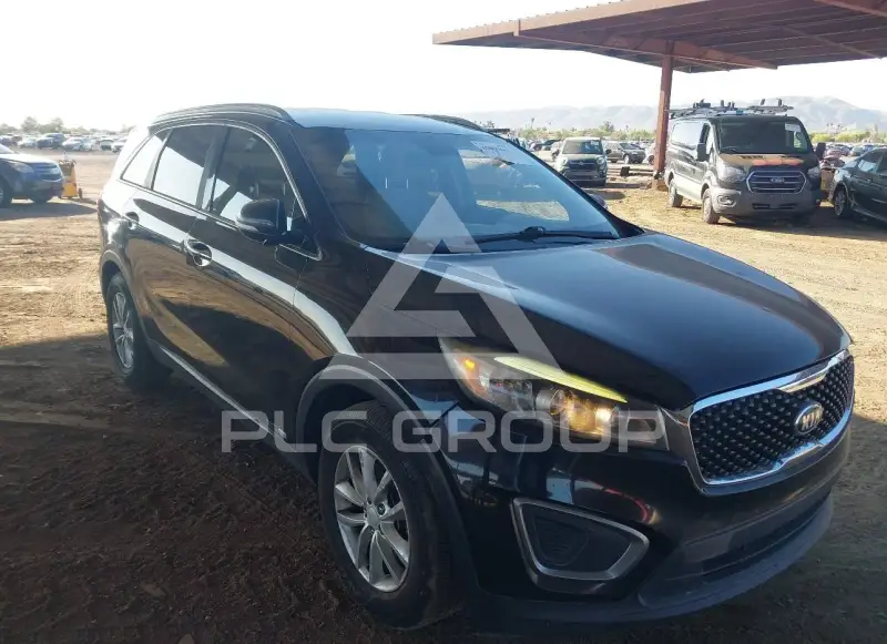 2016 KIA Sorento photo