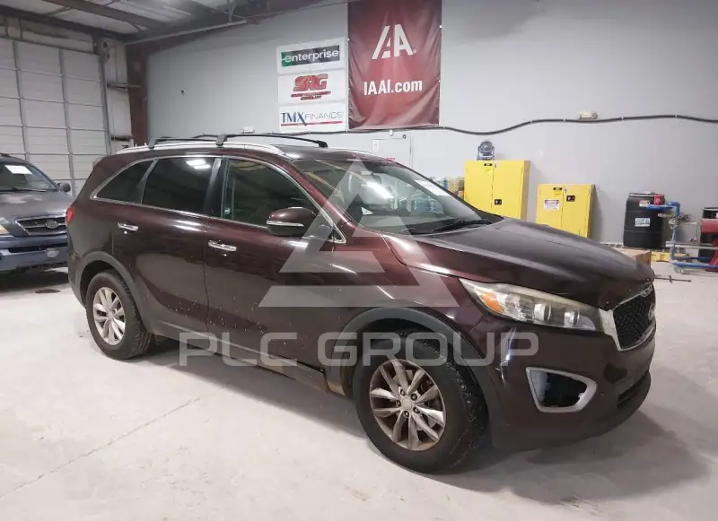 2016 KIA Sorento photo