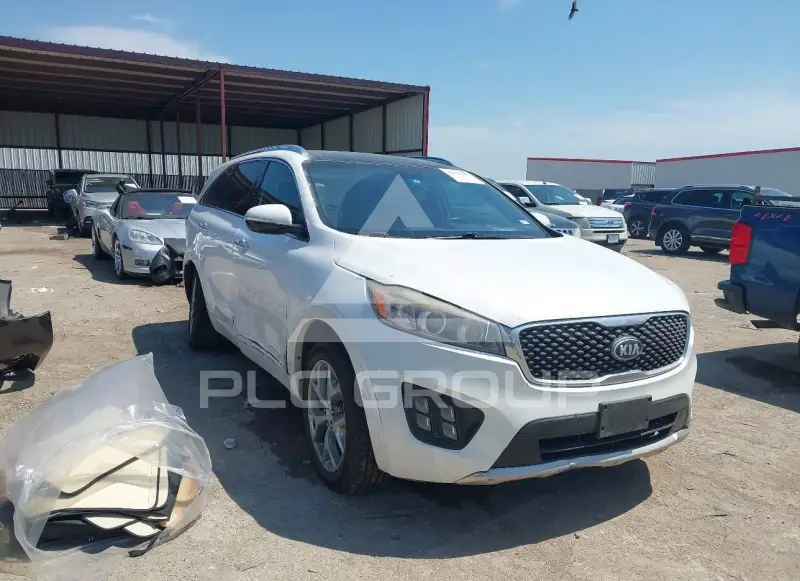 2016 KIA Sorento photo