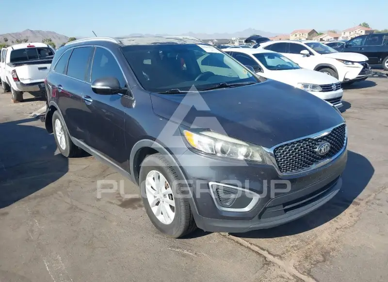 2016 KIA Sorento photo