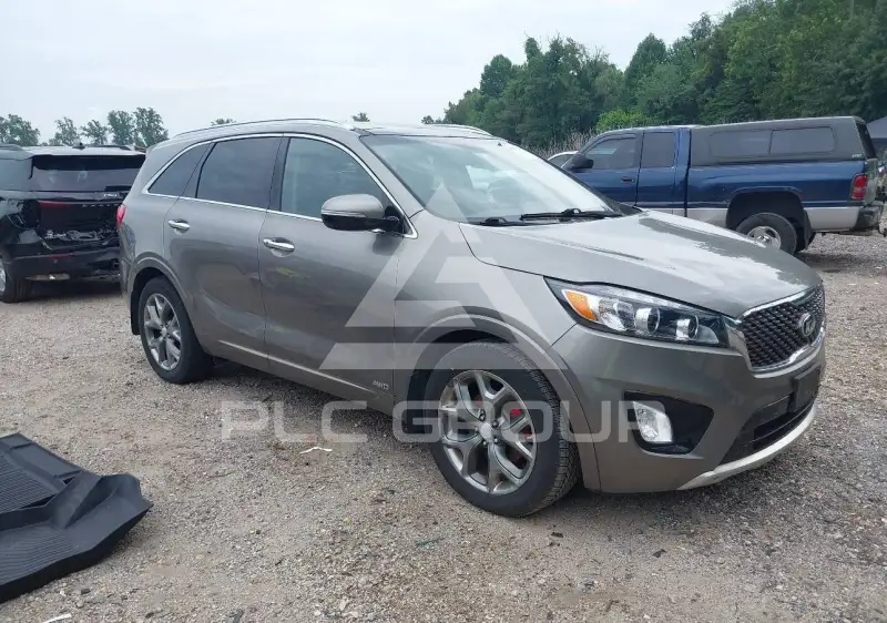 2016 KIA Sorento photo