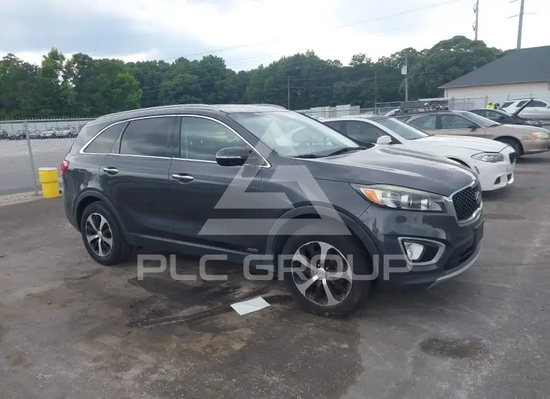 2016 KIA Sorento photo