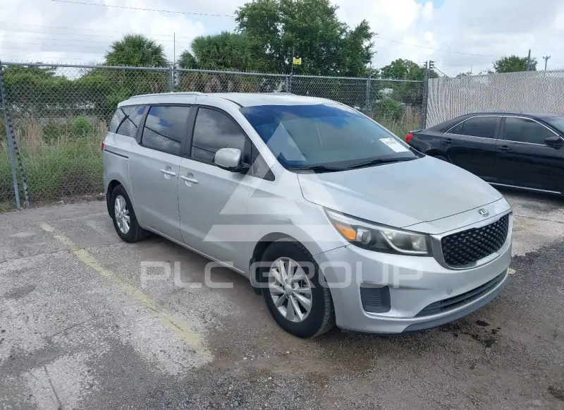 2016 KIA Sedona photo