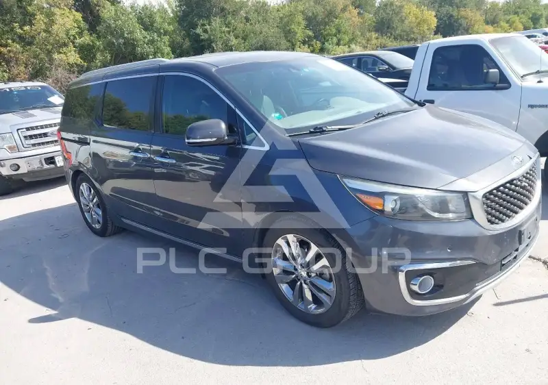 2016 KIA Sedona photo