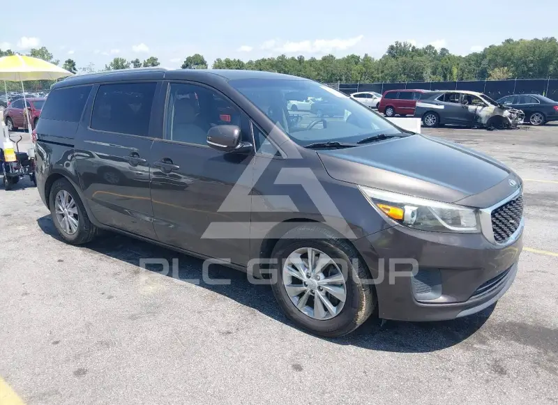 2016 KIA Sedona photo