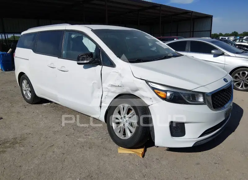2016 KIA Sedona photo