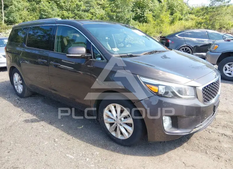 2016 KIA Sedona photo
