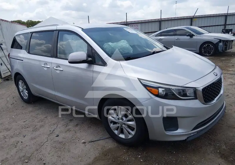 2016 KIA Sedona photo