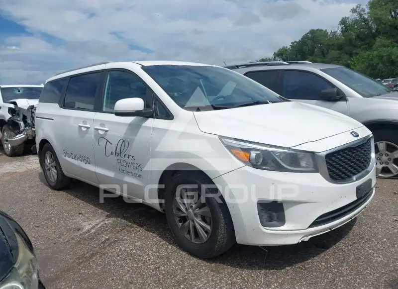 2016 KIA Sedona photo
