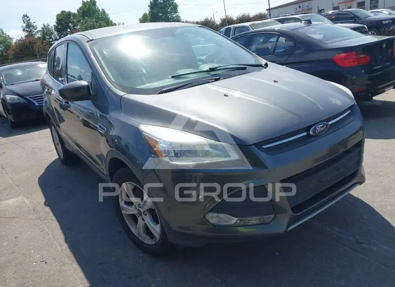 2016 Ford ESCAPE photo