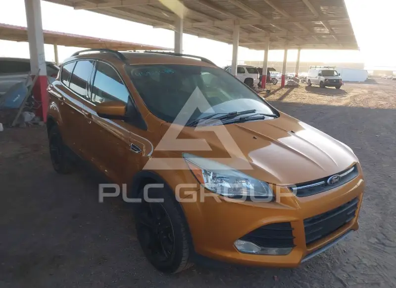 2016 Ford ESCAPE photo
