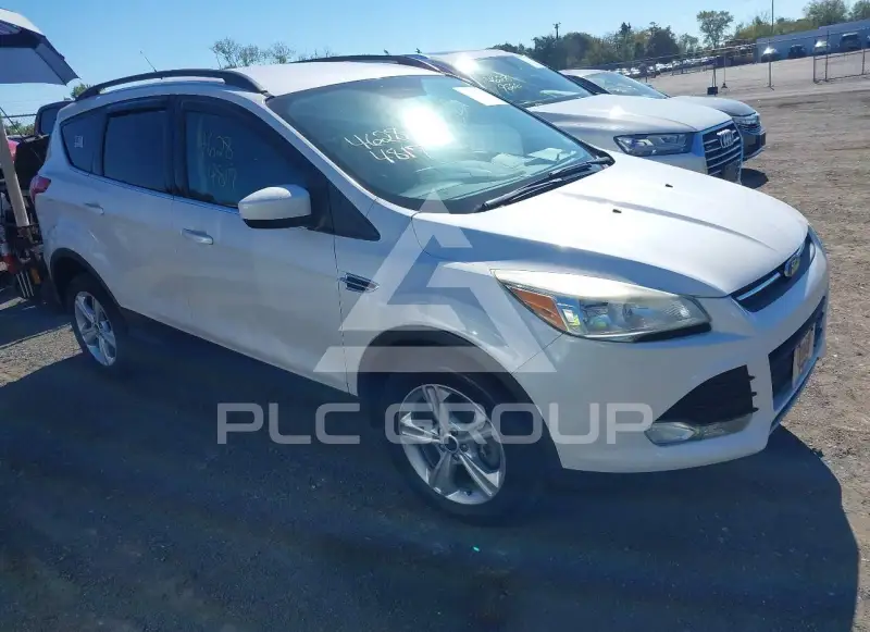 2016 Ford ESCAPE photo