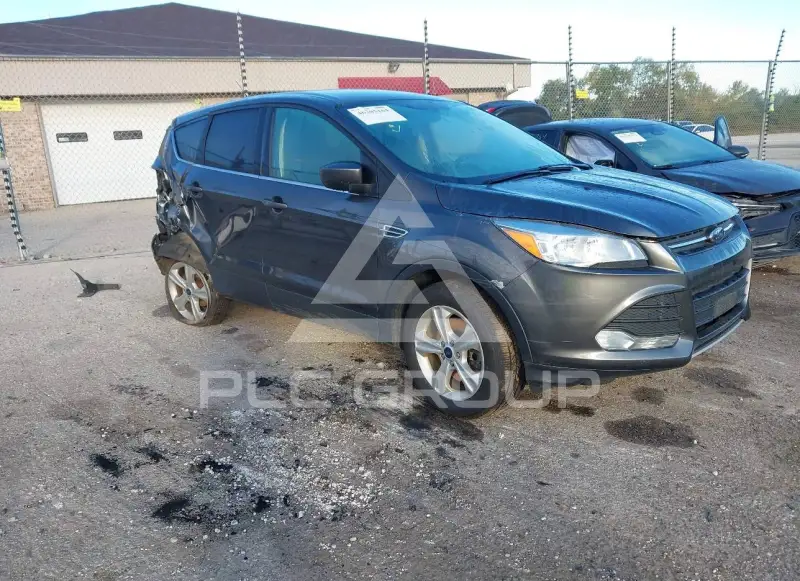 2016 Ford ESCAPE photo