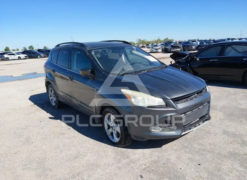 2016 Ford ESCAPE photo