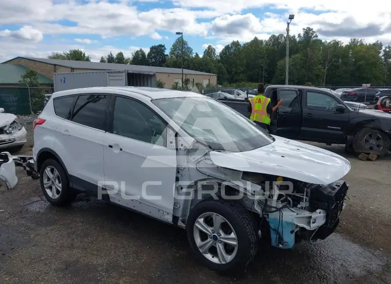 2016 Ford ESCAPE photo