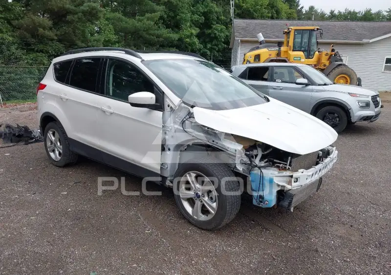 2016 Ford ESCAPE photo