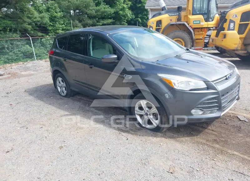 2016 Ford ESCAPE photo