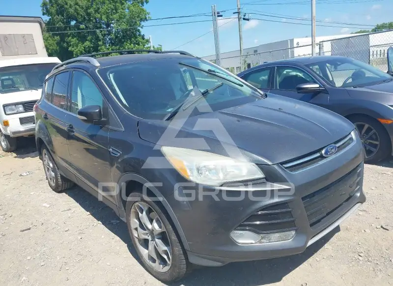 2016 Ford ESCAPE photo
