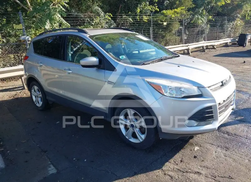 2016 Ford ESCAPE photo
