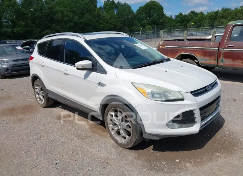 2016 Ford ESCAPE photo
